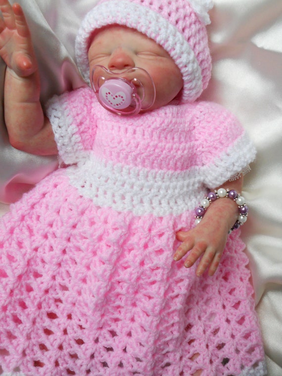 layette pattern crochet newborn for Shells Hat Crochet Simple pattern to similar Dress Items Set Slippers