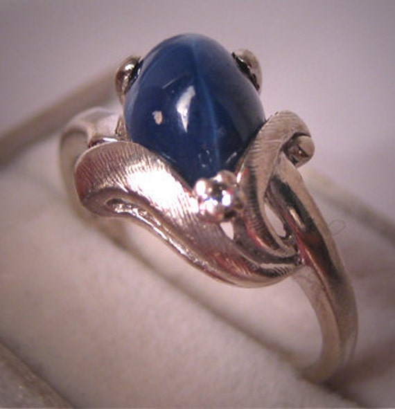 Estate Vintage Star Sapphire Diamond Ring W. Gold Deco
