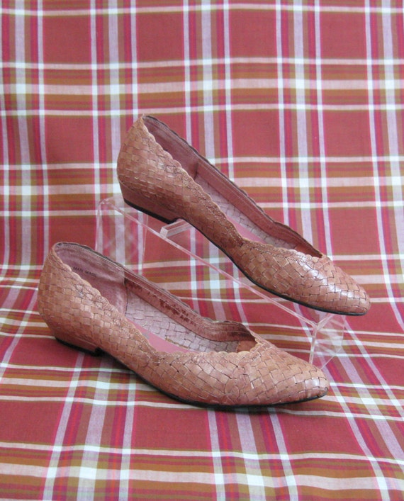 dusty pink dress shoes