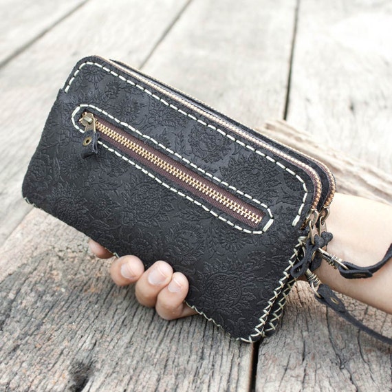 small hand pouch