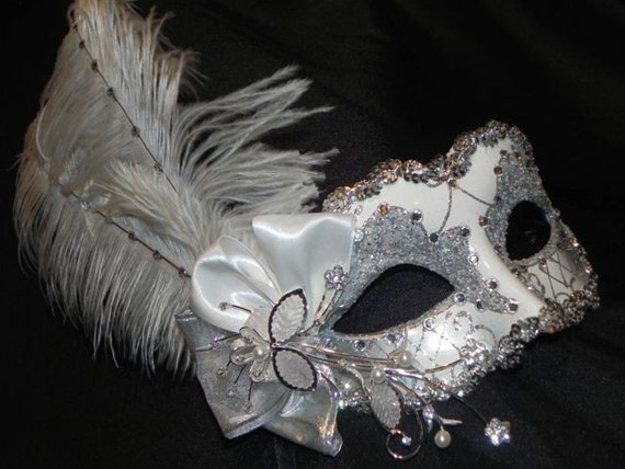 White And Silver Masquerade Feather Mask