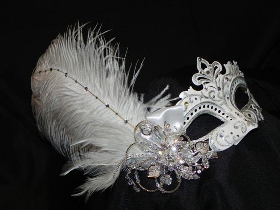 Items similar to White and Silver Capri Feather Mask on Etsy