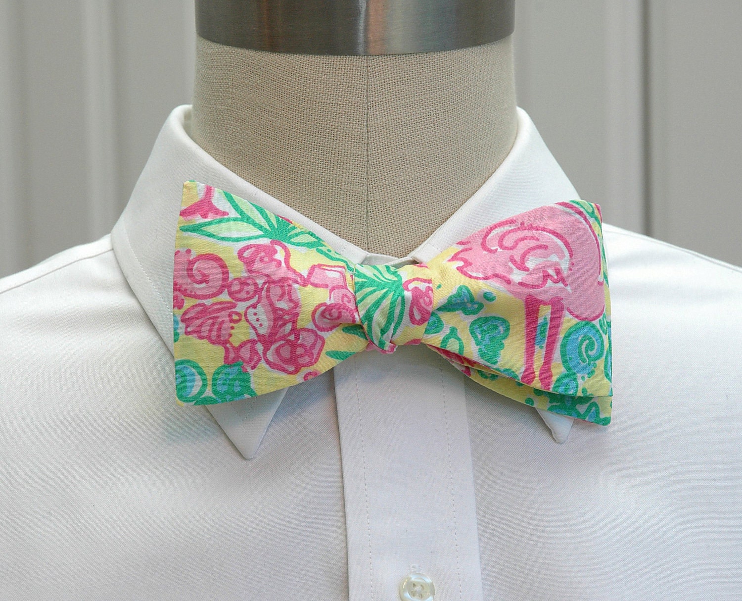 Mens Bow Tie In Lilly Pulitzer Lemon Sorbet