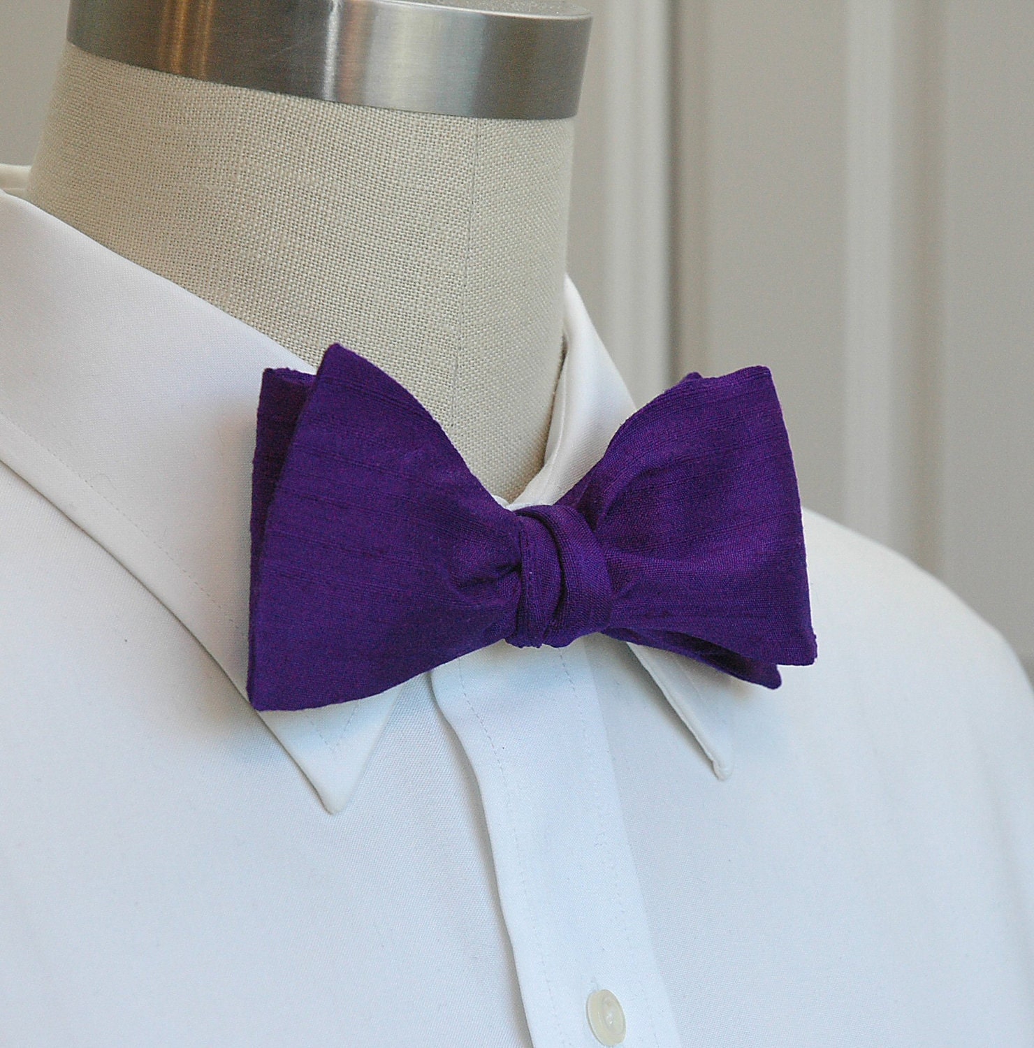 Men's Bow Tie in royal purple silk dupioni