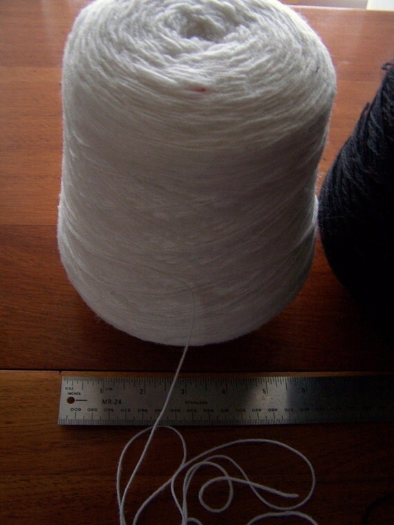 Heirloom Yarns 2 Cones 100 Percent Acrylic White Black 16 oz