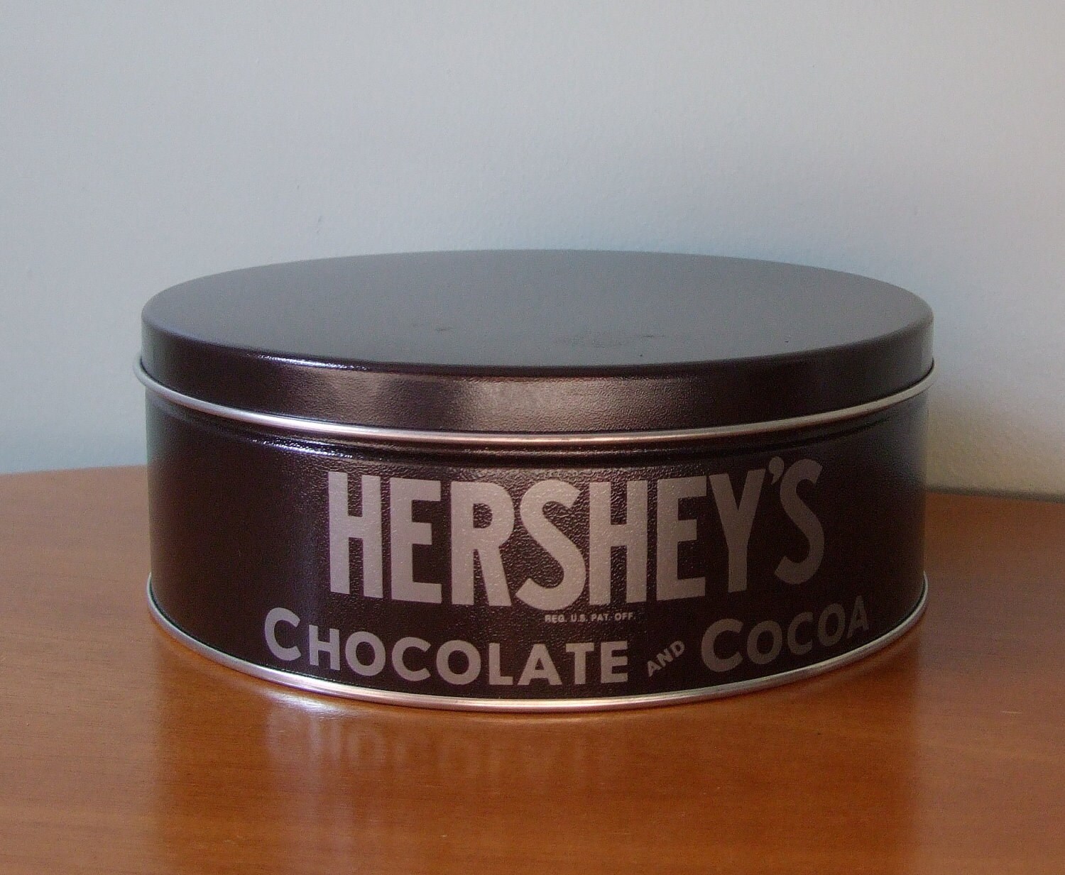Hershey's Chocolate Tin in Cocoa Brown Round Container for