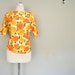1960s Floral Blouse / Ladies Medium Bright Floral Top / Yellow and Peach Roses Blouse / 1960s Ladies Clothing