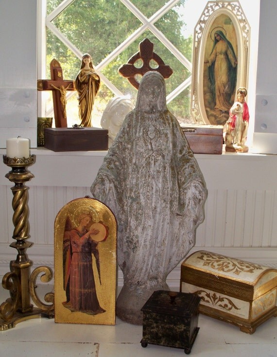 OLD Concrete MARY Madonna STATUE Garden Art Beautiful Original