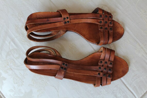 camel colored sandals vintage kitten heeled camel colored leather sandals camel colored sandals vintage kitten heeled camel colored leather sandals
