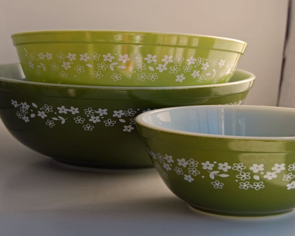 SALE Crazy Daisy Pyrex