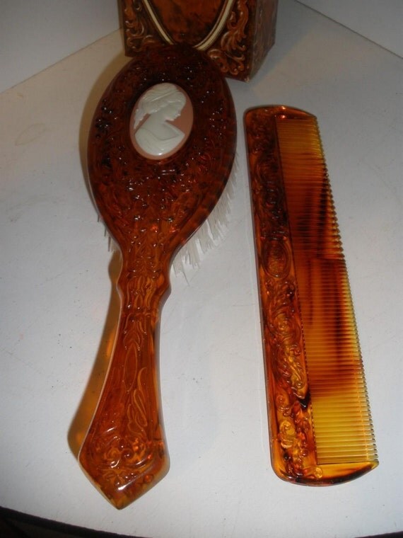 Vintage Avon Victorian Cameo Comb & Brush Set in by BijouAntiques