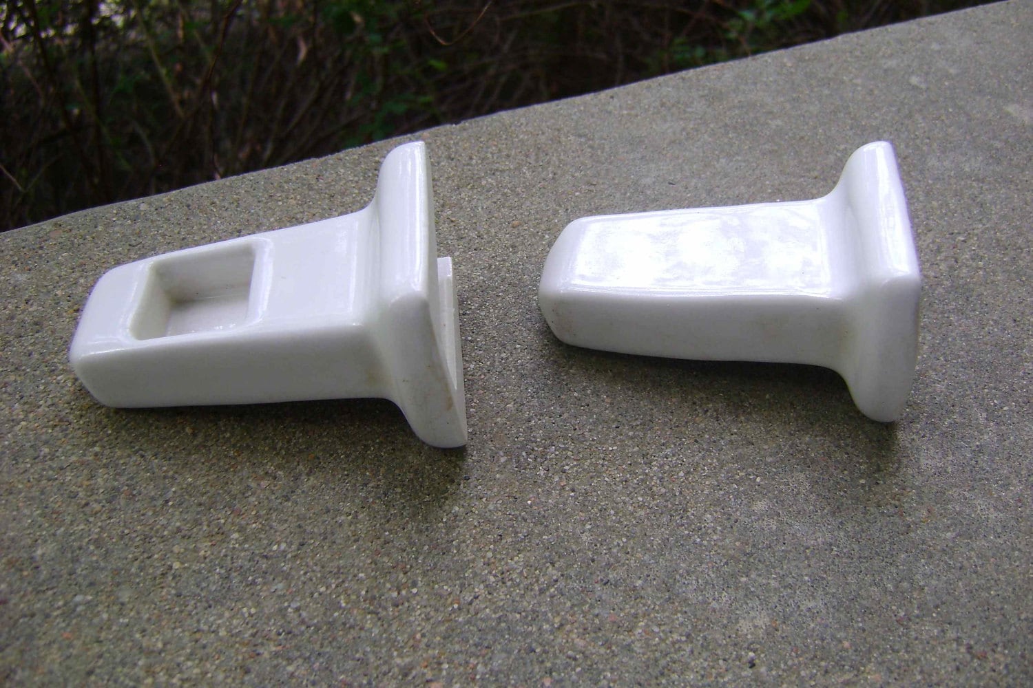 Art Deco Porcelain Towel Bar Brackets Holders