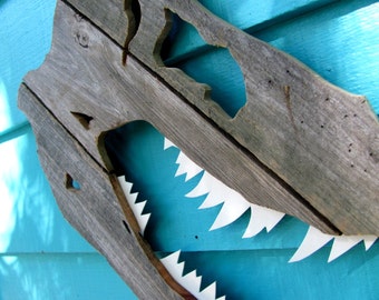 Dinosaur, T-Rex Skull made of recycled wood