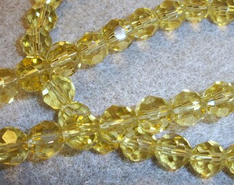 8mm round, Celestial Crystal, 32facet, light yellow, pkg of 14