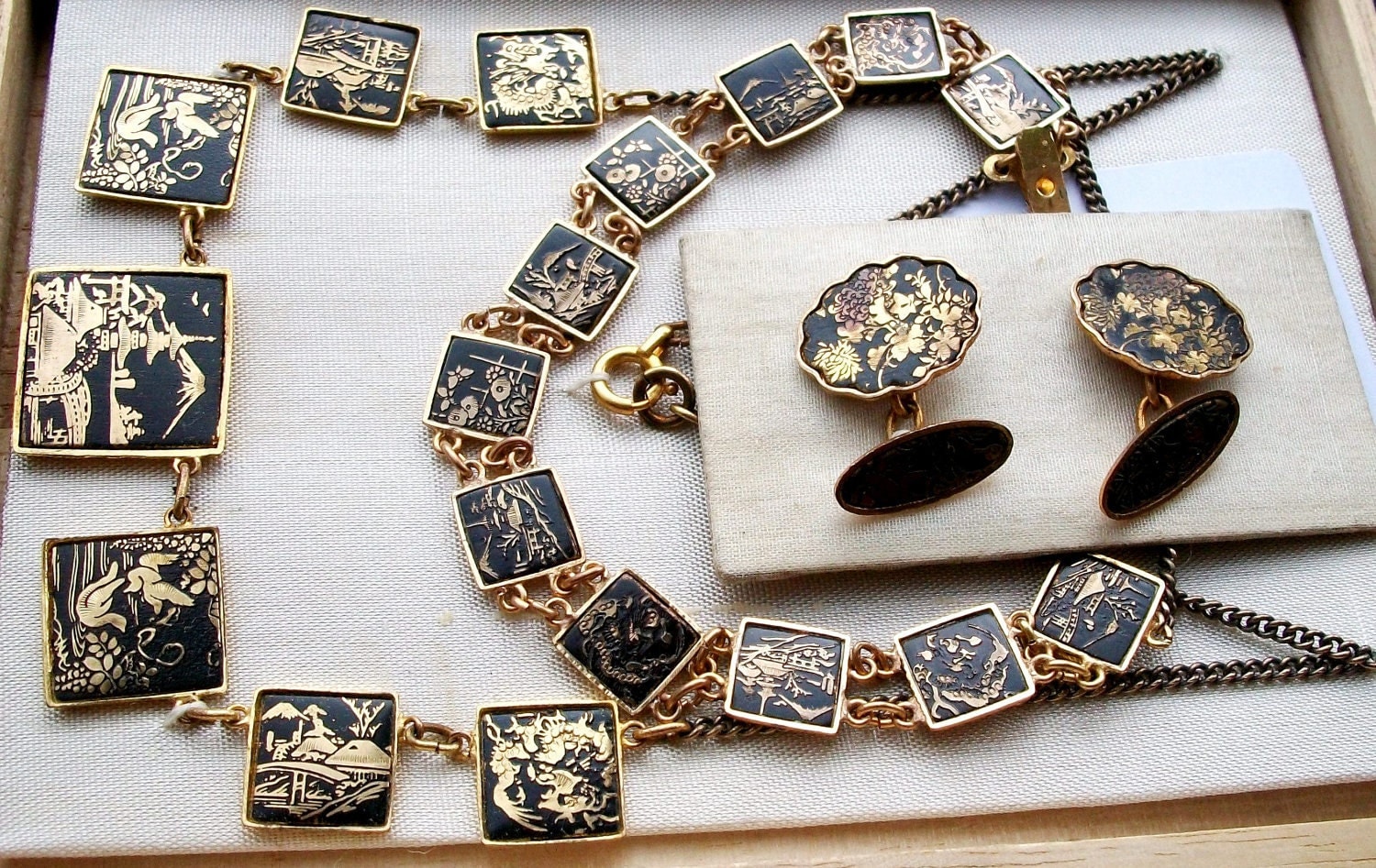 VINTAGE Japanese Jewelry SET DAMASCENE Never Worn Bracelet