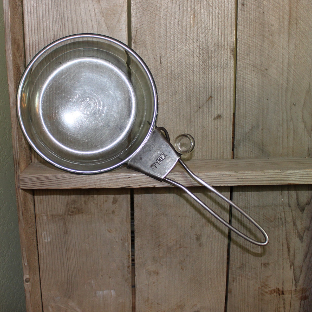 Pyrex Top of Stove Ware Frying Pan with removable Metal Handle