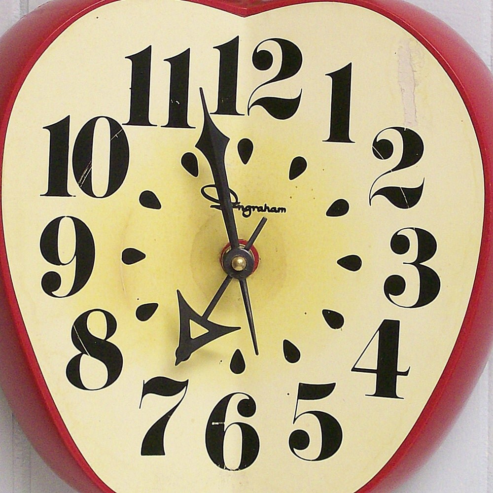 Vintage Apple Wall Clock Converted to Battery