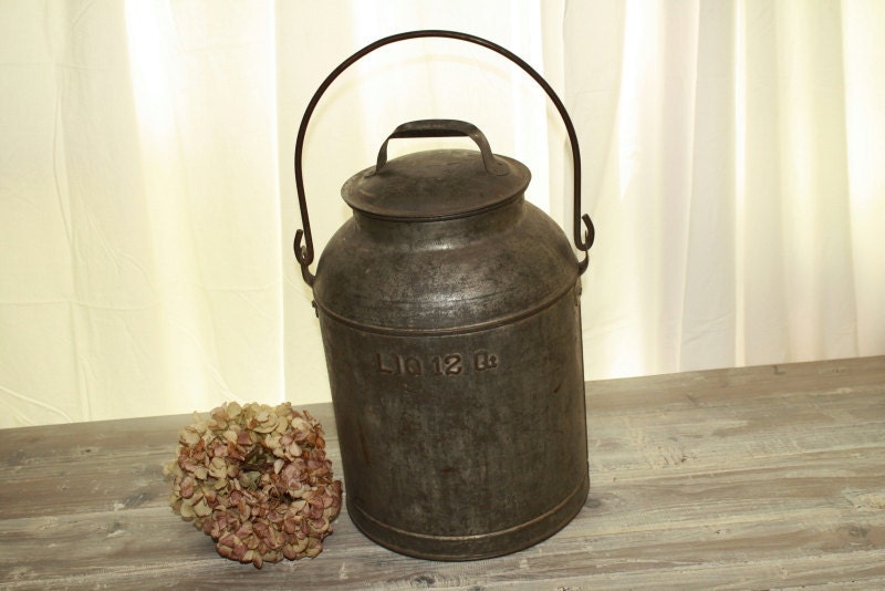 Vintage Milk Jug Galvanized 12 Quart Farm Front Porch Deco
