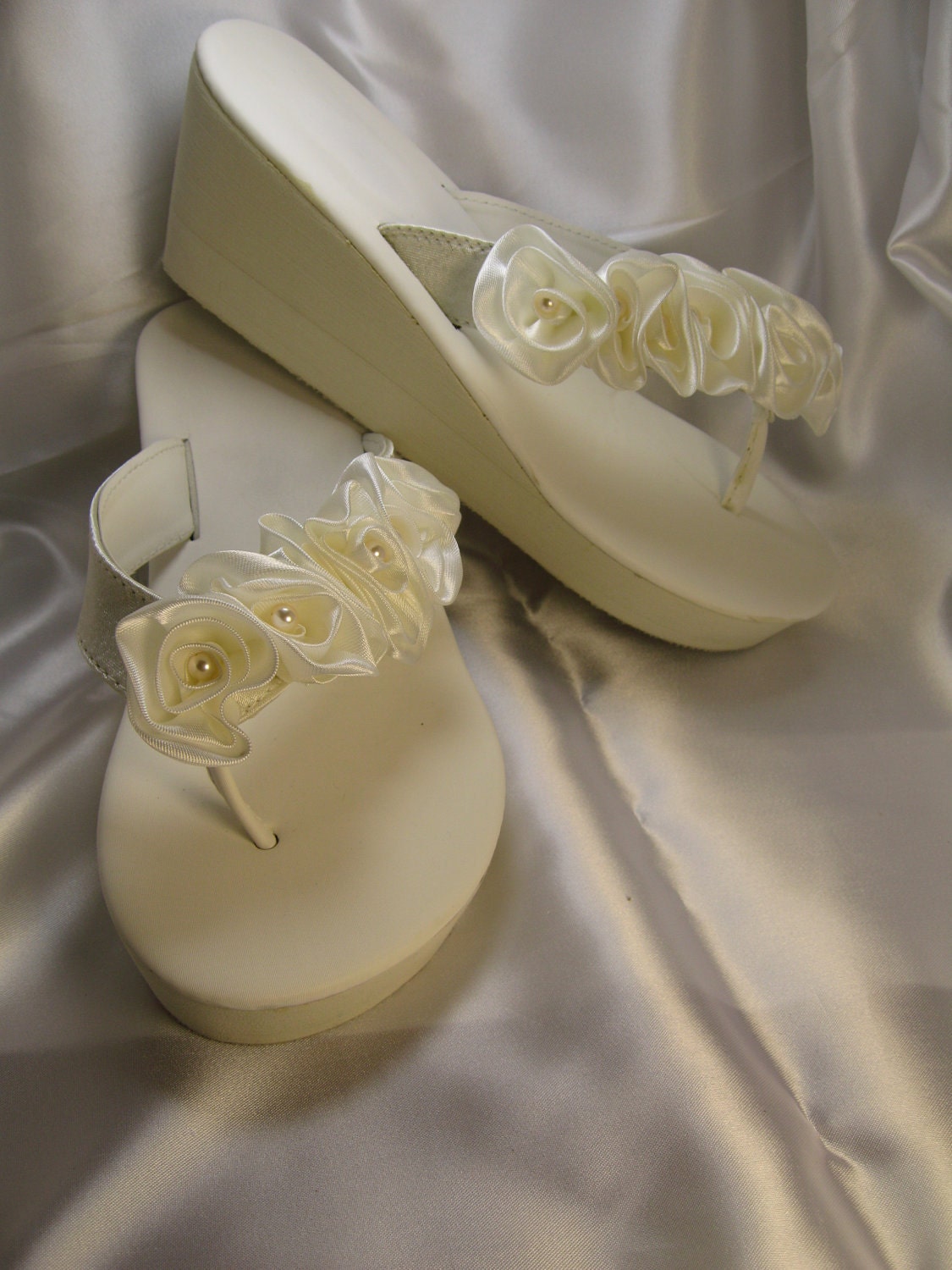 Items similar to Ivory Flip Flops - White Flip Flops Wedding Shoes ...