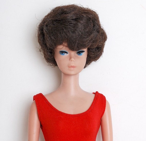 Brunette Bubble Cut Barbie Doll 39