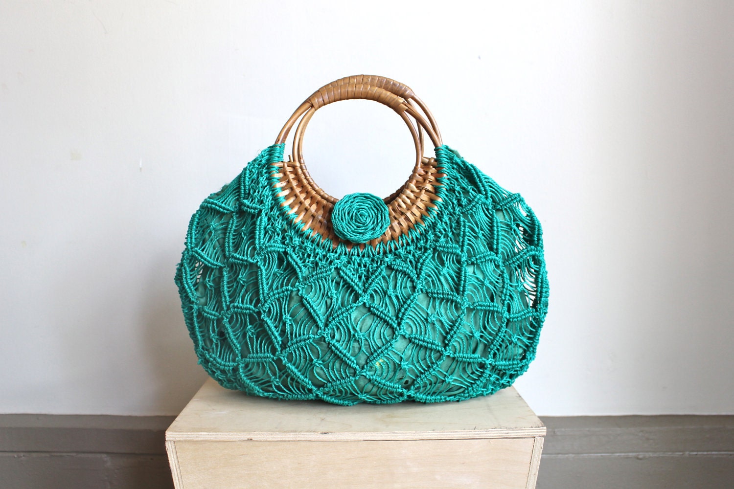 Spring Vintage Handbag / Green Woven Purse / Vintage 70s