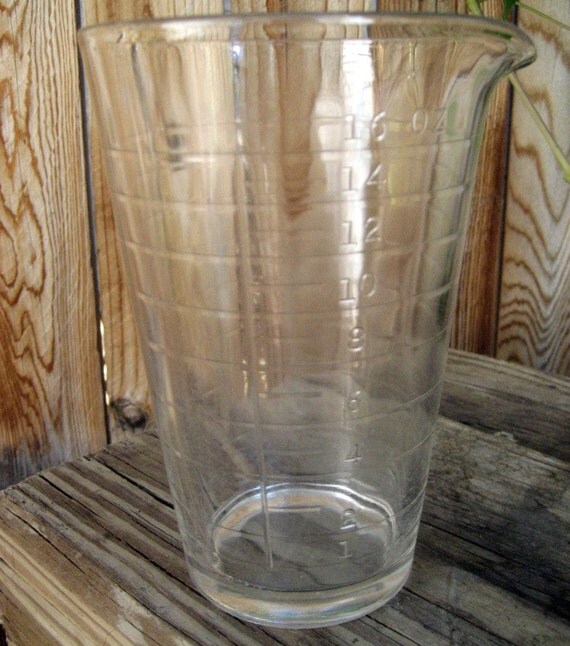 Glass Measuring Cup Chemistry Apothecary Beaker 16 by rovervintage