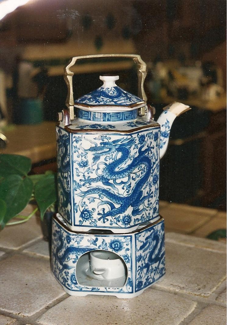 collectible TOSCANY COLLECTION Japanese Teapot with matching