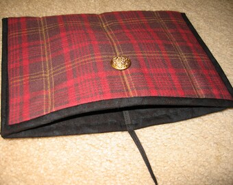 Kindle or Kindle Fire sleeve in cheery tartan plaid
