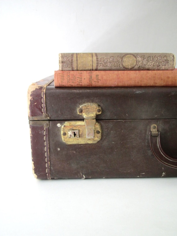 Vintage Suitcase Photography 10