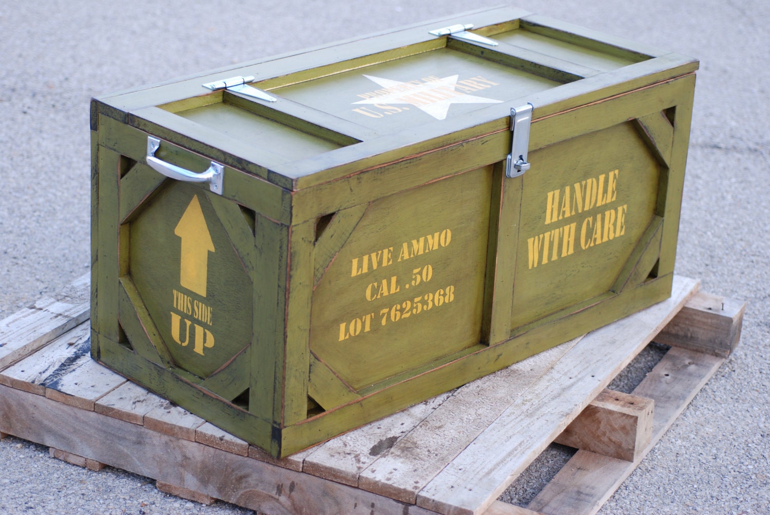 How To Build A Wooden Ammo Box ~ Men Kl