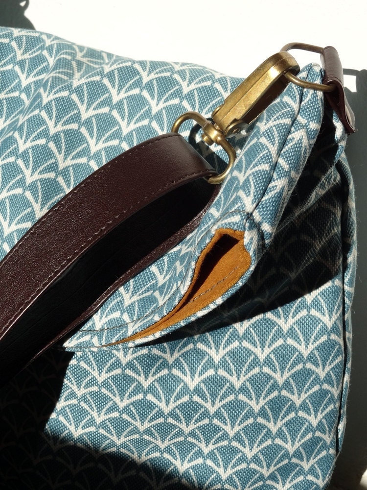 Recycled messenger bag turquoise retro fabric two pockets