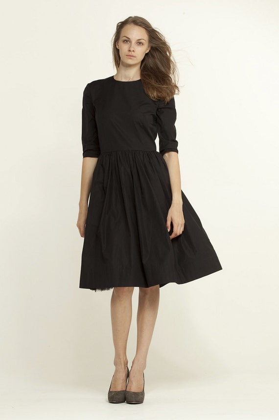 Black Dress With Two Detachable Collars and Cuffs S