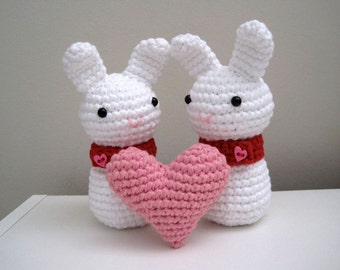 Heart Bunny-Amigurumi Bunny