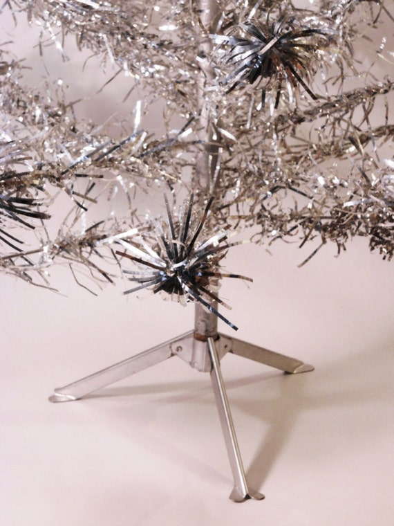 Vintage Aluminum Christmas Tree The Sparkler Pom Pom 4 ft