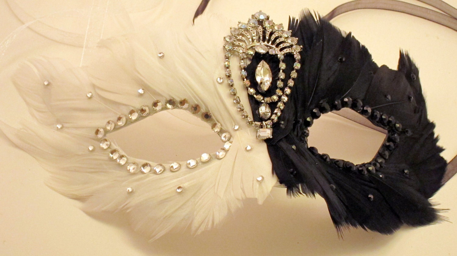 Black Swan/Swan Lake Masquerade Mask-Reserved for ksenia000