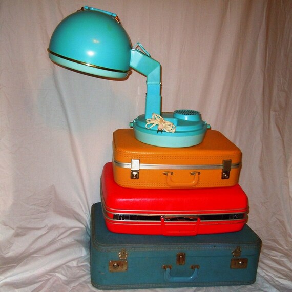 Vintage 1960s Portable Dome Hair Dryer Robins by NestEggVintage