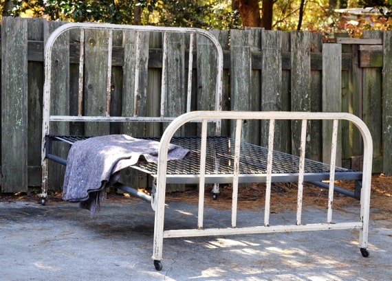 chippy full bed frame shabby chic chippy paint metal bed chippy full bed frame shabby chic chippy paint metal bed