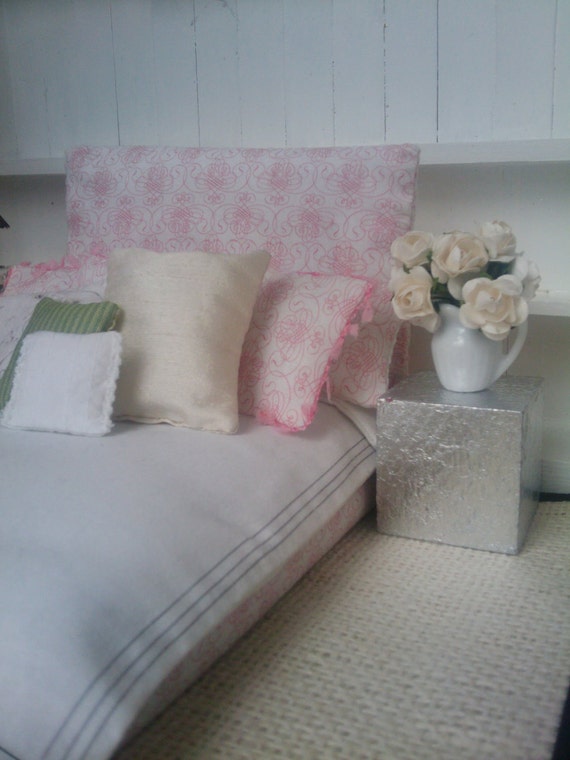 Miniature Bedroom Set Pink Baroque and Asian by giginstudio