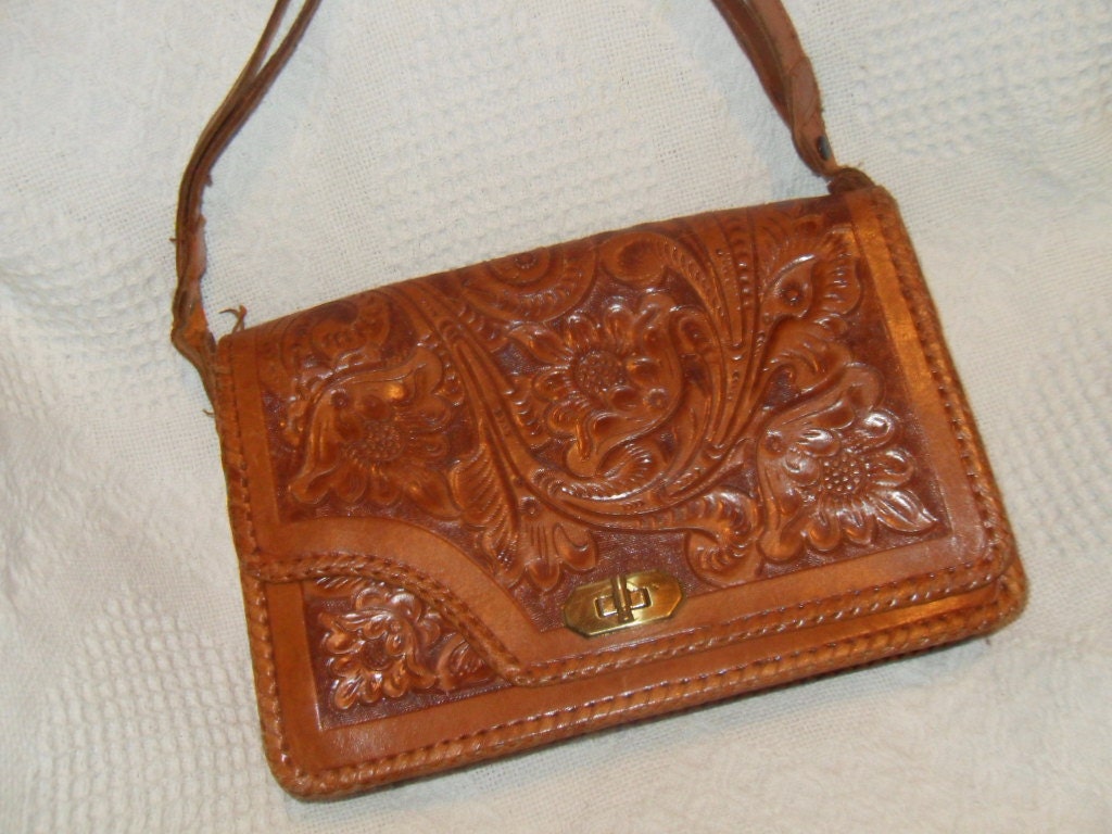Items similar to Vintage Gaitan Tooled Leather Purse on Etsy