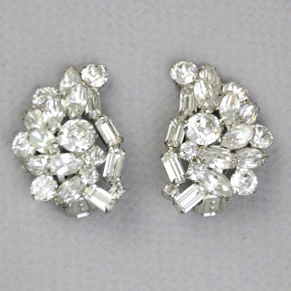 Vtg 1950s RHINESTONE signed WEISS earrings/ large by LuckyDryGoods