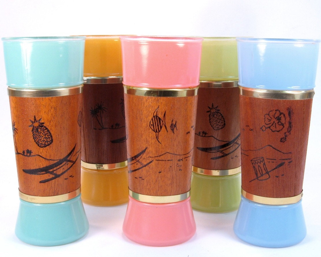 SiestaWare Tiki Bar Glasses with Wood Holder / Pastel Barware