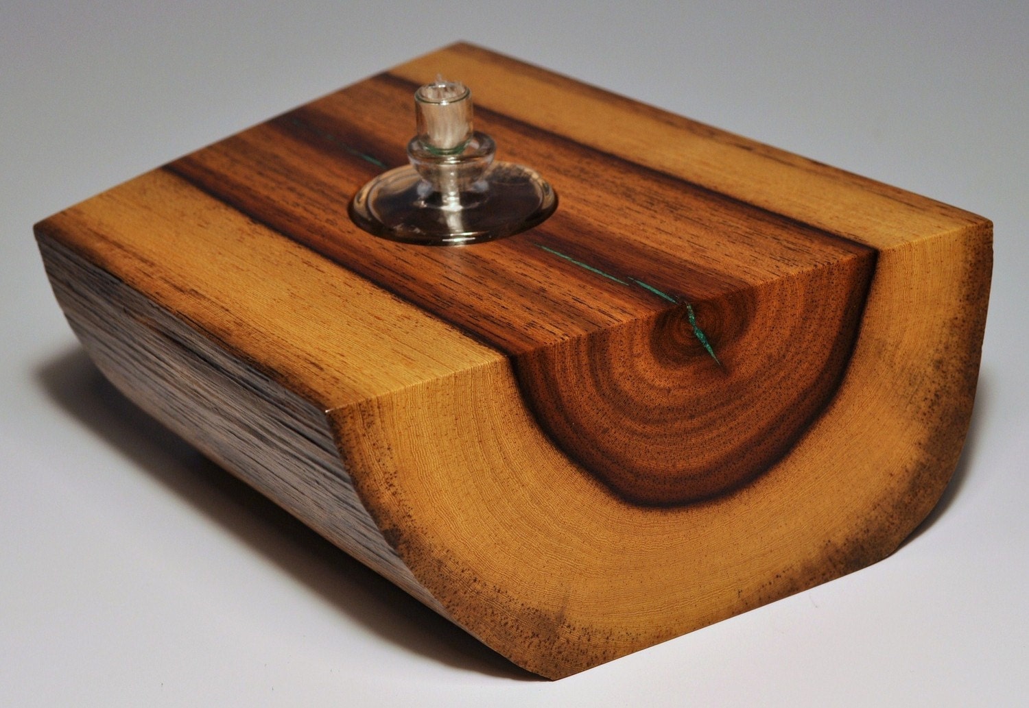 Jamaican dogwood oil lamp