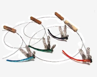 Dragonfly cat toy