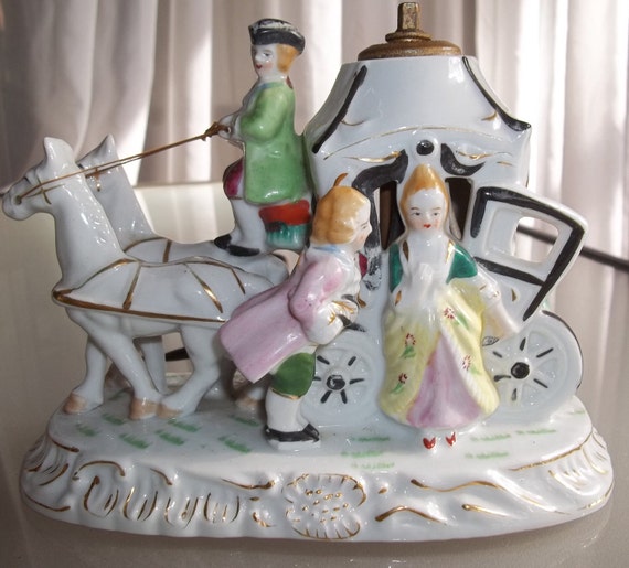 Vintage Figurine Horse and Carriage Lamp