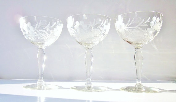 Vintage Champagne Glasses 10