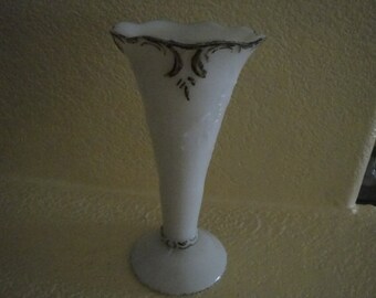 Milkglass Vase