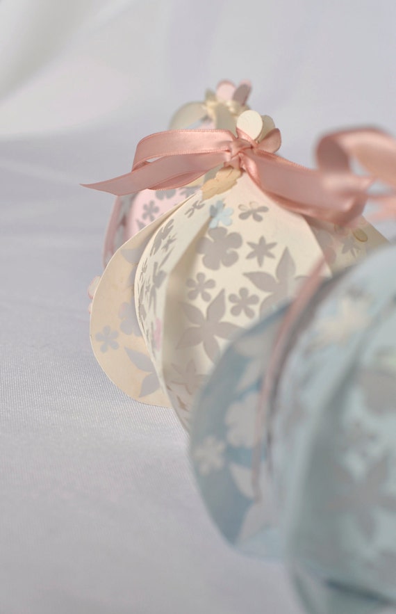 Vintage Paper lantern table decorations wedding by PapaverDesigns