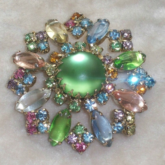 Vintage Brooch Pastel Rhinestone Flower Green Pink by 4dollsintime