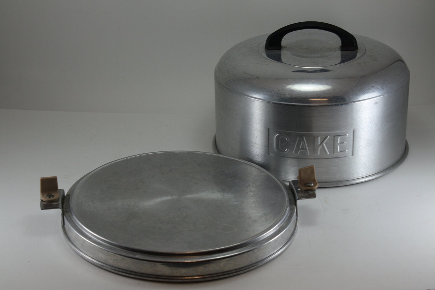 Vintage Metal Cake Carrier Kromex Aluminum