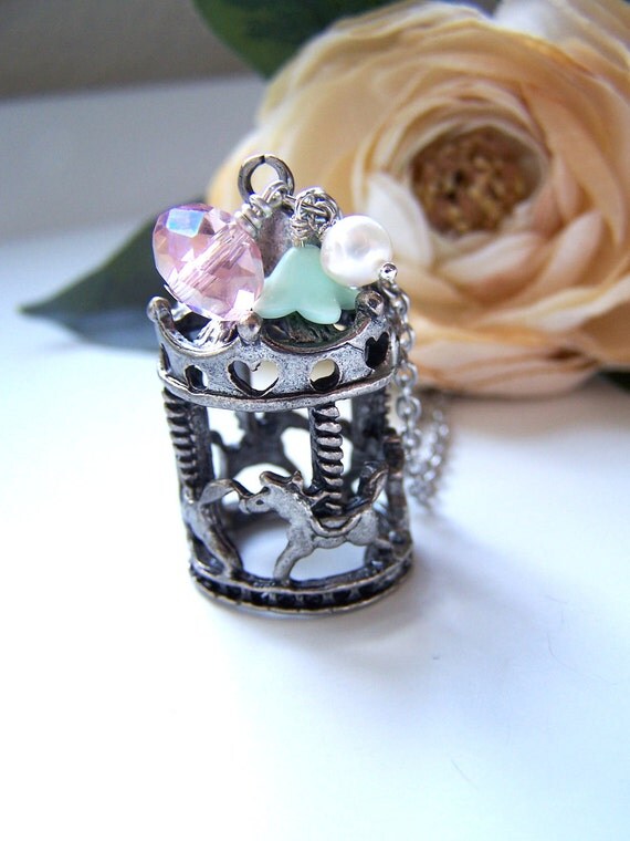 the carousel necklace. by barberryandlace on Etsy